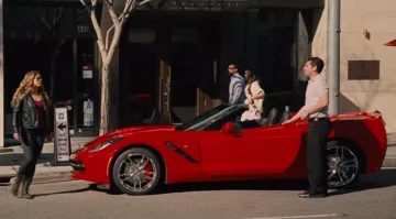 The Chevrolet Corvette Stingray of Ronda Rousey in Entourage