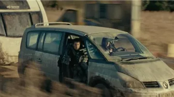 Le Renault Espace 4 dans Edge of Tomorrow