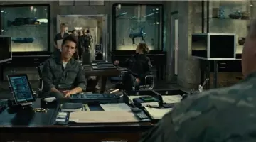 The iPad of Brendan Gleeson in Edge of Tomorrow