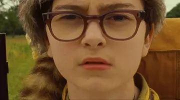 Les lunettes de vue marron de Sam Shakusky (Jared Gilman) dans Moonrise Kingdom