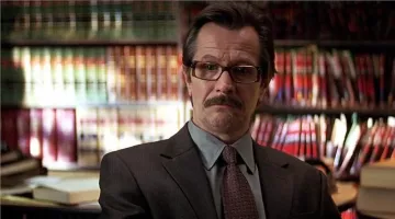 The glasses Gary Oldman in The Dark Knight