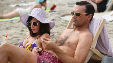 Las viejas gafas de sol Focal usadas por Don Draper (Jon Hamm) en Mad Men (S06E01)