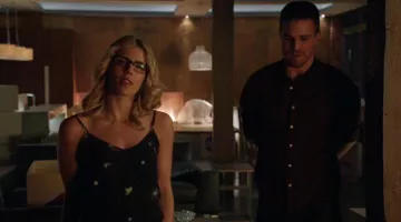 Top Minou Camisole Wilfred de Felicity Smoak dans Arrow S04E01