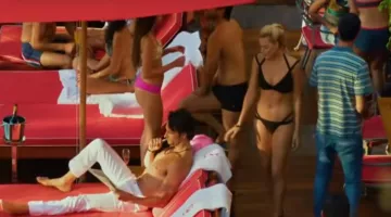 Two-piece swimsuit Jess Barret in Diversion