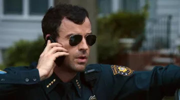 Les Ray-Ban Aviator Classic de Kevin Garvey dans The Leftovers