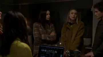 Zara Checked Coat worn by Ava Jalali (Sofia Carson) in Pretty Little Liars: The Perfectionists (S01E09)