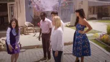 Topshop Ombre Jacquard Bretelles Midi Robe portée par Tahani Al-Jamil (Jameela Jamil) Au Bon Endroit (S02E10)
