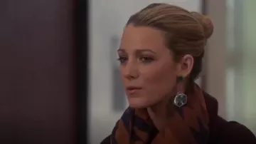 Hexagone boucle d'Oreille portées par Serena van der Woodsen (Blake Lively) dans Gossip Girl Saison 6 Épisode 9