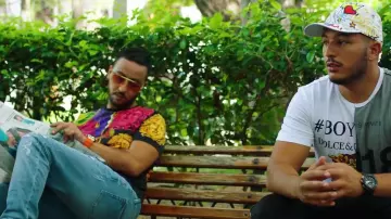 Le t-shirt Versace porté par Lacrim dans le clip Rolls de Hornet la Frappe