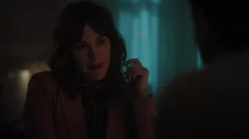 Blusa de flores Rebecca Taylor de Mary Andrews (Molly Ringwald) en Riverdale (S03E22)