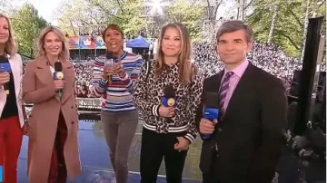 3.1 Phillip Lim pantalones ajustados de cintura alta usados por Amy Robach en Good Morning America 15 de mayo de 2019