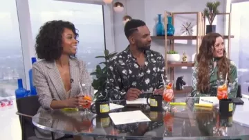 Joie  Martia C Blazer worn by Zuri Hall on E! News January 18,2019