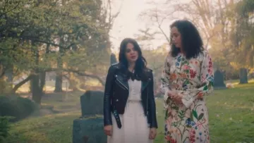Current Elliott, Le Shaina Perfecto en Cuir portés par Mel Vera (Melonie Diaz) à Charmé (S01E22)