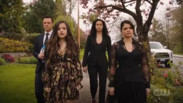 Self Portrait Lace Shirtdress worn by Mel Vera (Melonie Diaz) in Charmed (S01E22)