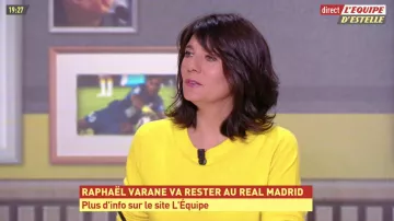El jersey amarillo que lleva Estelle Denis en L'Équipe d'Estelle del 21 de mayo de 2019