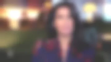 The blue shirt printed of Marie Drucker in Infrared the 21.05.2019