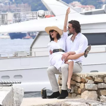 Christian Dior Sweet D Slingback Flats usado por Nina Dobrev en el Festival de Cine de Cannes 21 de mayo de 2019