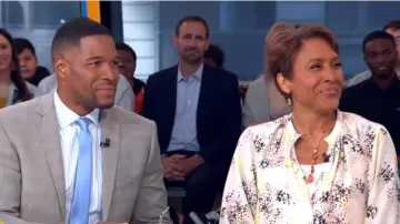 Equipment Causette Print Silk Blouse worn by Robin Roberts on Good Morning America May 21,2019
