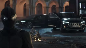 L'Audi e-tron SUV de Peter Parker / Spider-Man (Tom Holland) dans Spider-Man: Loin de la Maison