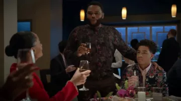 Etro Hommes Floral Mélange de Laine Chandail porté par Andre "Dre' Johnson (Anthony Anderson) black-ish (S05E23)