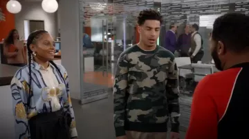 Zara, Chaîne d'Imprimer Chemisier porté par Ruby (Jenifer Lewis) black-ish (S05E23)