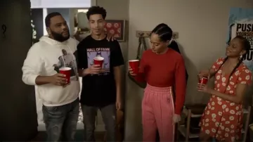 Marc Jacobs 3/4 de la Longueur de la Piste Pantalon porté par arc-en-ciel Johnson (Tracee Ellis Ross) black-ish (S05E23)