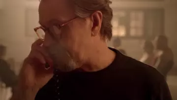 Black t-shirt worn by The Man (Gary Oldman) in Killers Anonymous