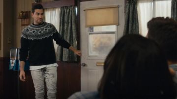 Neil Barrett Ribbed Knee Bleached Skinny Jeans worn by David Rose (Dan Levy) in Schitt's Creek (S03E01)