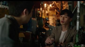 Jacket blazer brown Min, the boyfriend of the son of Ki-taek in Parasite