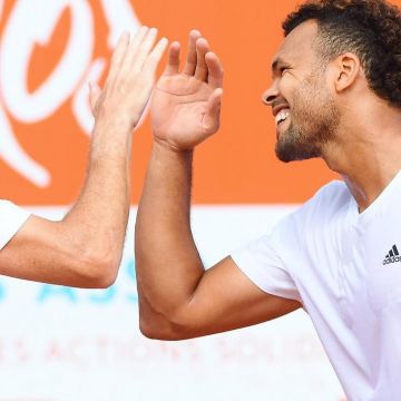 Camiseta blanca de Jo-Wilfried Tsonga de Adidas durante Roland Garros 2019