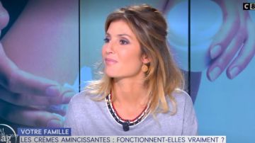 Le tee shirt rock gris chiné col lurex de Caroline Ithurbide dans William à midi le 27.05.2019