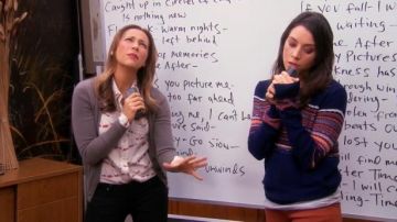 Equipment  Sailboat print blouse worn by Ann Perkins (Rashida Jones) in Parks and Recreation (S05E16)