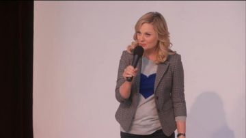 J.Crew Tippi Heart Me sweater worn by Leslie Knope (Amy Poehler) in Parks and Recreation (S05E16)