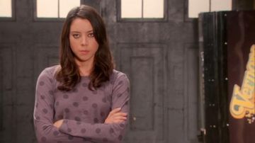 Marc by Marc Jacobs Clara dot tee worn by April Ludgate (Aubrey Plaza) in Parks and Recreation (S05E19)