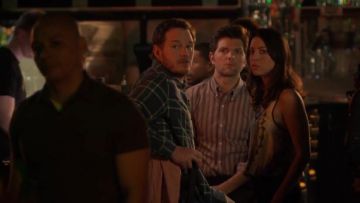 Workshop Geo Print Racerback Tank worn by April Ludgate (Aubrey Plaza) in Parks and Recreation (S05E21)