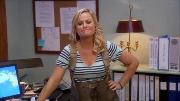 Splendid  Capri stripe top in Julep worn by Leslie Knope (Amy Poehler) in Parks and Recreation (S06E01)