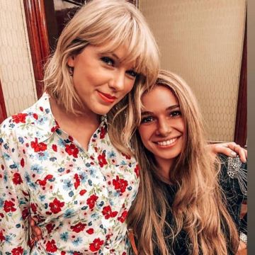 Veronica Beard Quince Floral-Print Tie-Front Shirt Dress worn by Taylor Swift for Germany's Next Top Model - May 20, 2019