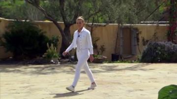 Naturalizer Caire Sneaker porté par Hannah Brown dans La Bachelorette (S15E02)