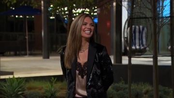 Cami NYC Leia Dentelle de Soie Cami porté par Hannah Brown dans La Bachelorette (S15E03)