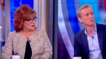 Eileen Fisher Coton Roundneck Recadrée Veste portée par Joy Behar comme on le voit sur La Vue Peut 22,2019