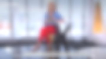 The pants slim phil red of Claire Chazal in free Entrance the 30.05.2019