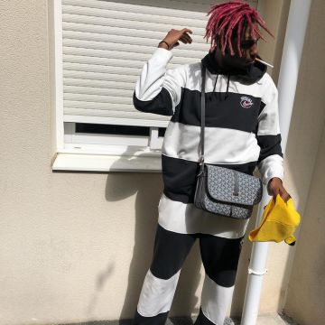 El bolso Goyard Grey que lleva Youv Dee en su cuenta de Instagram @youv_dee