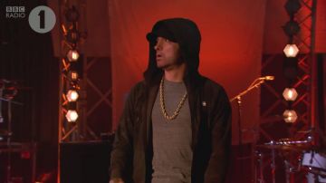 Camo Jacket worn by Eminem in his Love The Way You Lie feat. Sky­lar Grey on Ra­dio 1