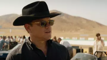 Le chapeau noir façon cow-boy de Carroll Shelby (Matt Damon) dans Ford v. Ferrari