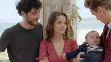 El vestido de Asos que lleva Margot (Marysole Fertard) en Tomorrow nos pertenece Episodio 476 del 31/05/2019
