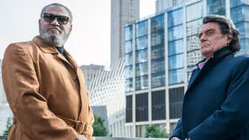 Le manteau en daim porté par Bowery King (Laurence Fishburne) dans John Wick : Chapter 3