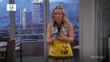 Alice + Olivia Ellis Collier de la Robe portée par Gabi Diamant (Emily Osment) chez les Jeunes Et de la Faim (S03E09)