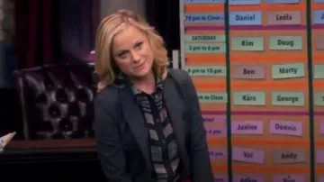 Equipment  Reese top in Black Multi worn by Leslie Knope (Amy Poehler) in Parks and Recreation (S06E21)