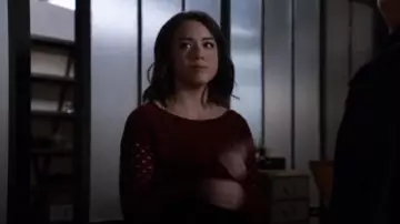 The Kooples. Red Open-weave Wool Sweater worn by Daisy 'Skye' Johnson (Chloe Bennet) in Marvel's Agents of S.H.I.E.L.D. (S03E17)