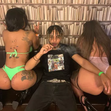 La ceinture Gucci portée par Zola sur son compte Instagram @binkszola